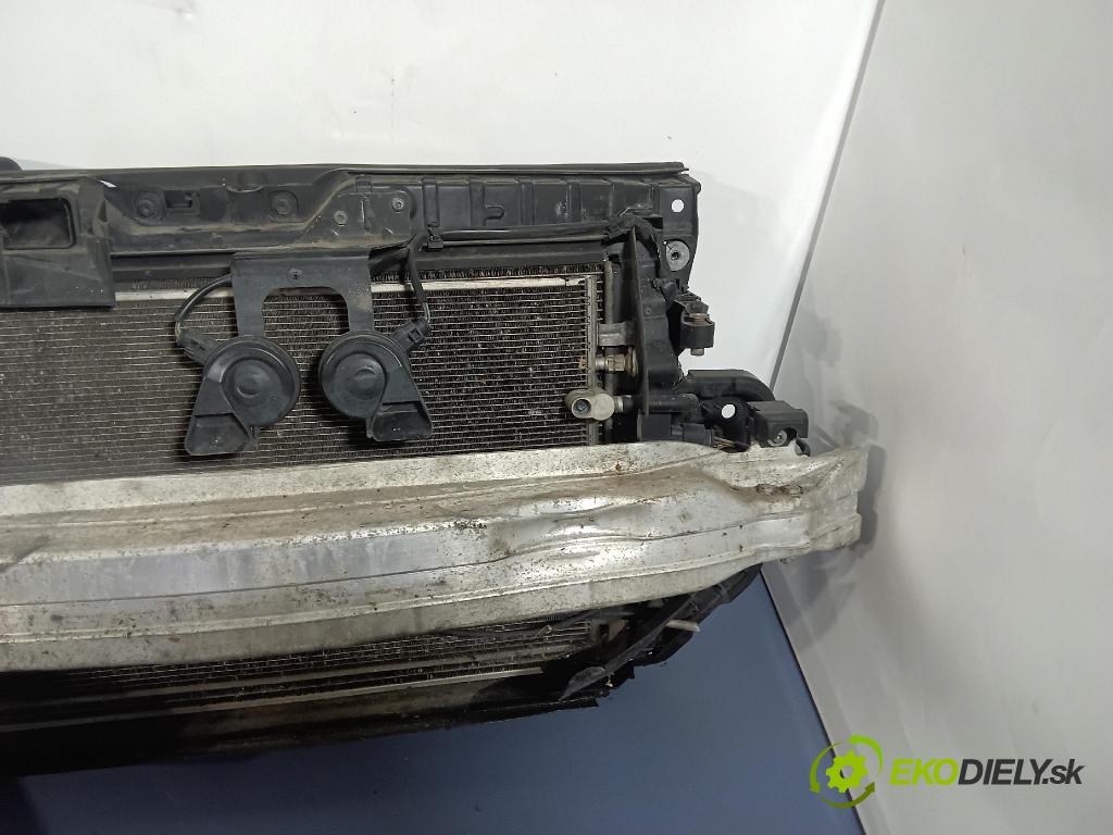 Audi A6 2007 výstuha Predné: / pas predný 01