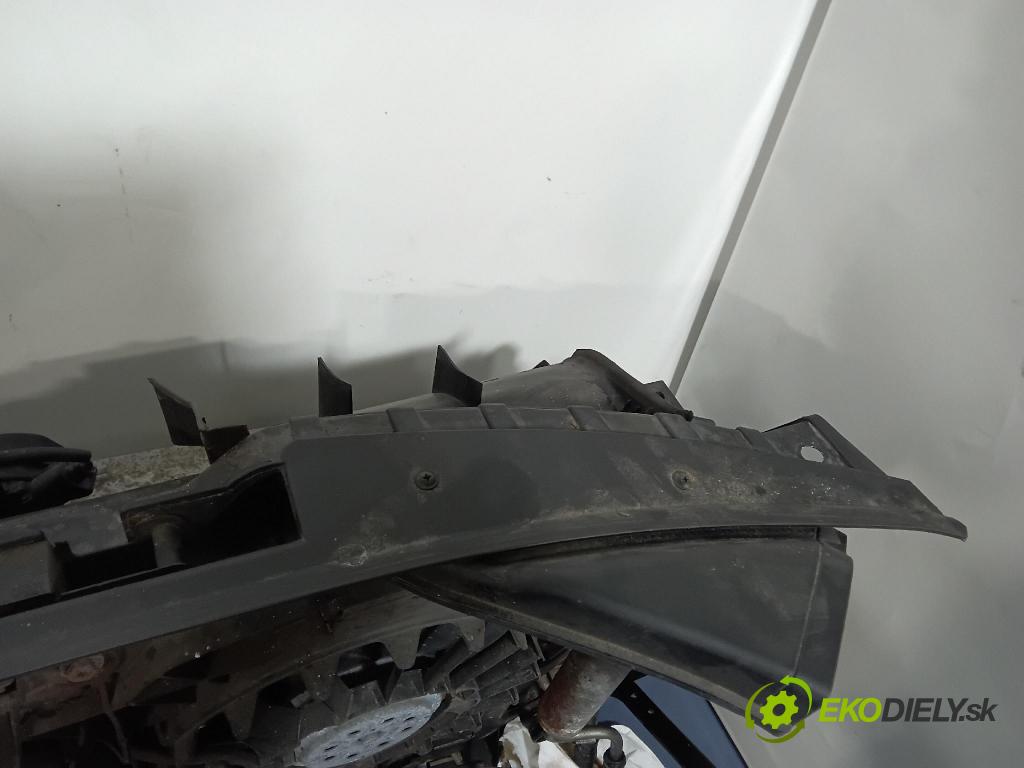 Audi A6 2007 výstuha Predné: / pas predný 01