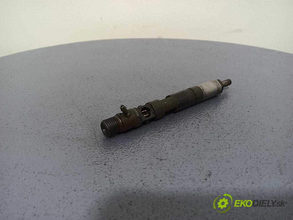 Nissan Almera 2005 vstrek 8200567290