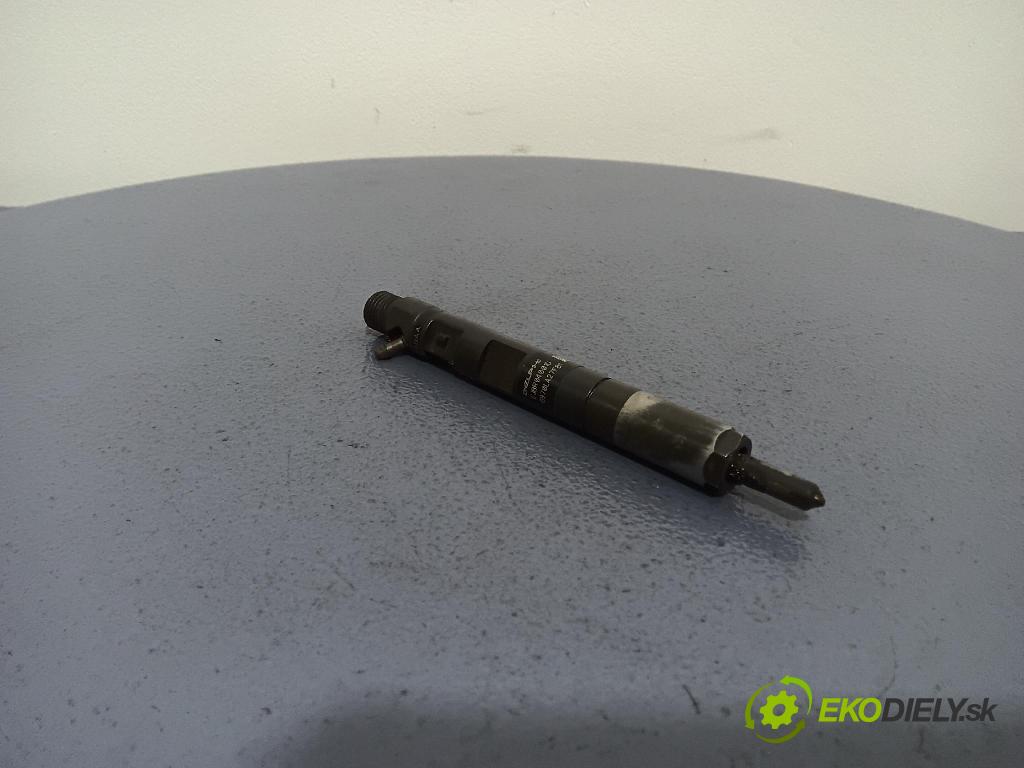 Nissan Almera 2005 vstrek 8200567290