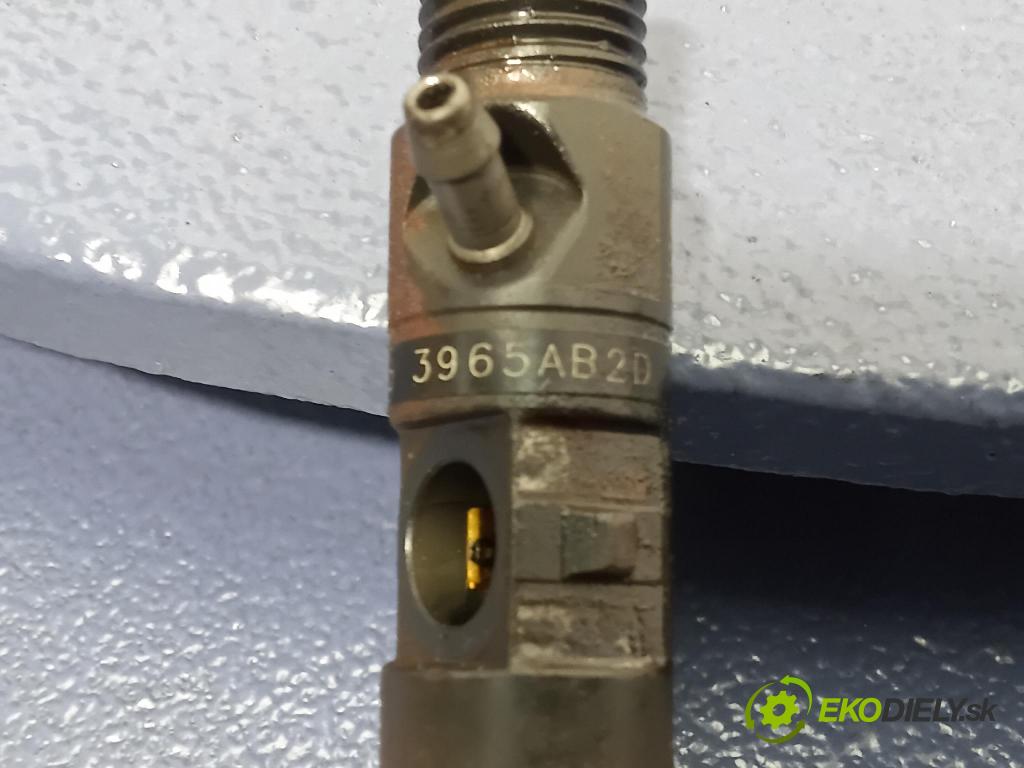 Nissan Almera 2005 vstrek 8200567290
