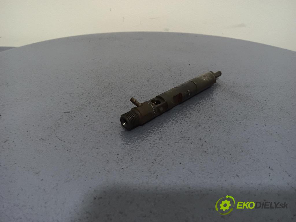 Nissan Almera 2005 vstrek 8200567290