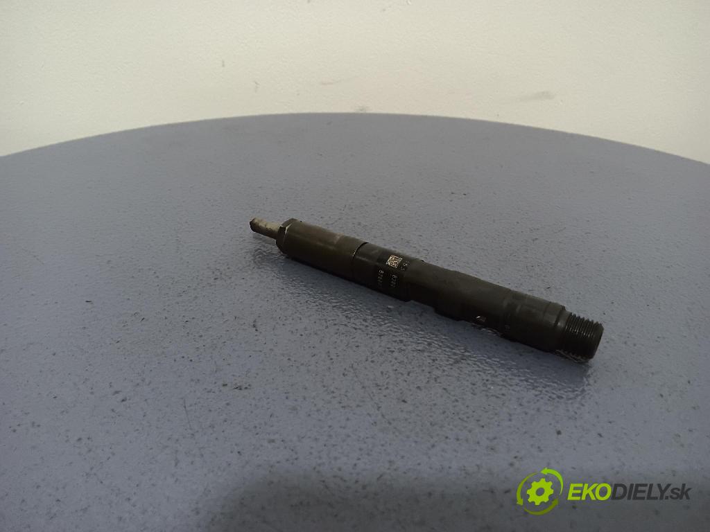 Nissan Almera 2005 vstrek 8200567290