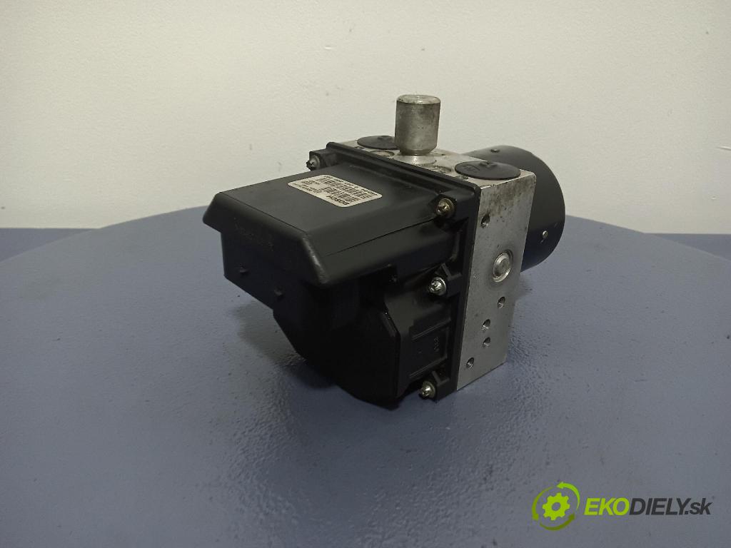 Skoda Fabia 2004 čerpadlo ABS x 6Q0614117E