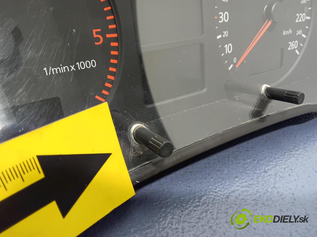 Audi A4 2000 prístrojovka/ budíky 8D0920900M