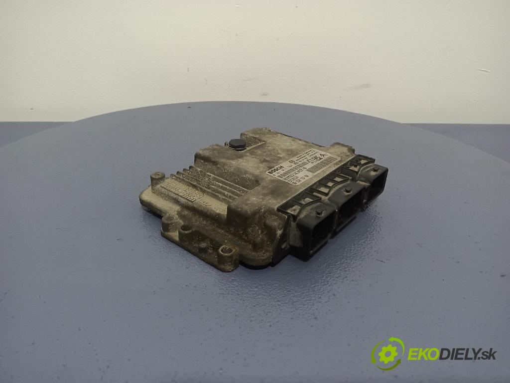 Peugeot 206 2004 riadiaca jednotka Motor: 9655919780