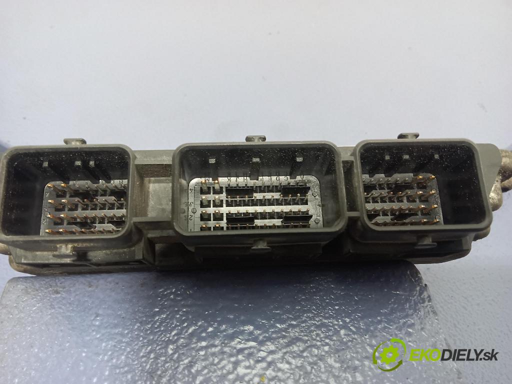Peugeot 206 2004 riadiaca jednotka Motor: 9655919780