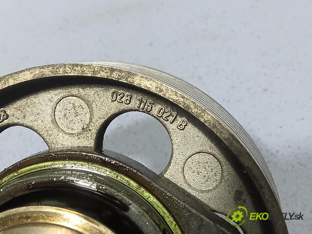Audi A4 2000 koleso Pás: 028115021B