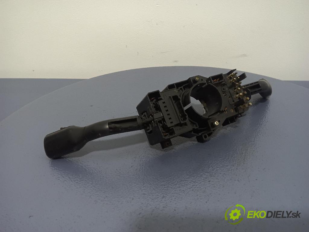 Audi A4 2000 prepínač Komplex: 4D0953513D