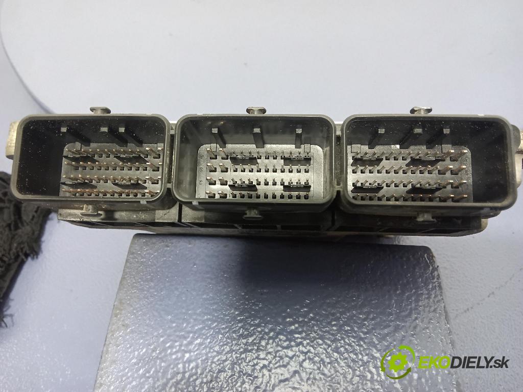 Peugeot 807 2009 riadiaca jednotka Motor: 9666104080