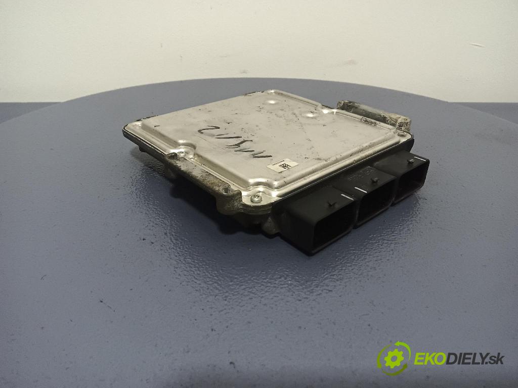 Peugeot 807 2009 riadiaca jednotka Motor: 9666104080