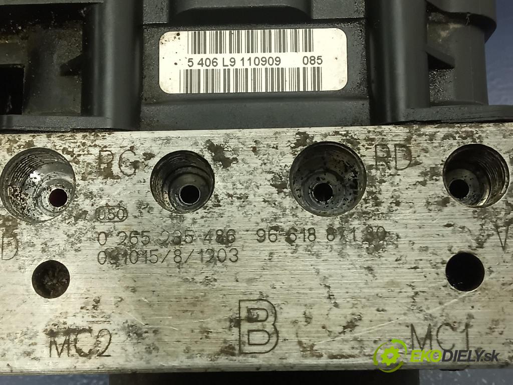 Peugeot 807 2009 čerpadlo ABS x 9661887180
