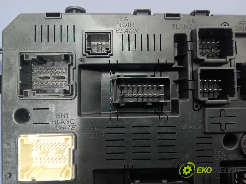 Peugeot 807 2009 skrinka Poistky: 9664058780