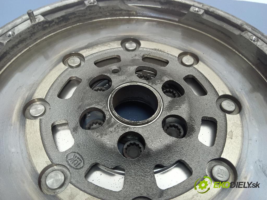 Volkswagen Touran 2007 Spojka: / koleso 323064110