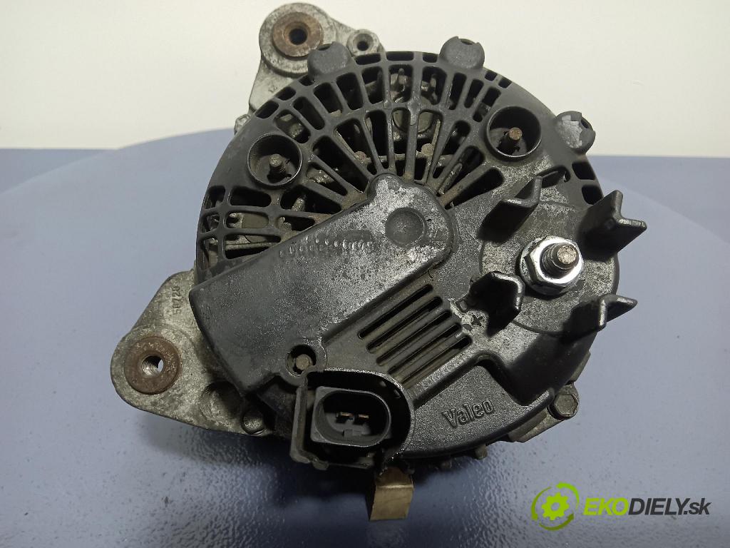 Audi A4 2002 Alternator 01