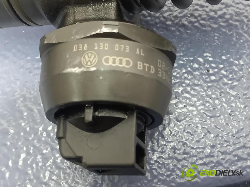 Volkswagen Bora 2004 vstrek 038130073AL