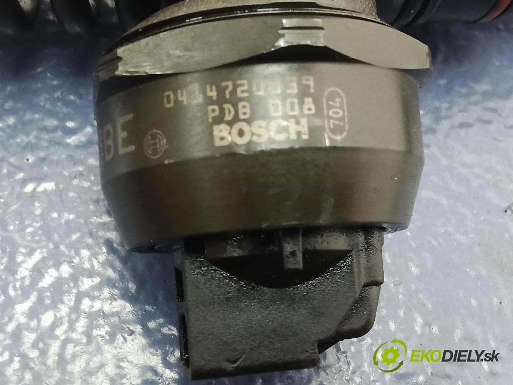 Volkswagen Bora 2004 vstrek 038130073AL