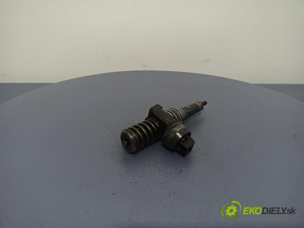 Seat Leon 2003 vstrek 038130073AL
