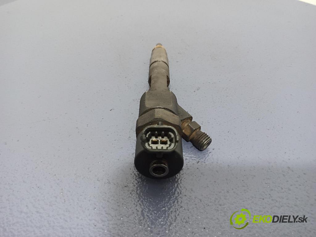 Renault Megane scenic 2002 vstřikovač 7700111014