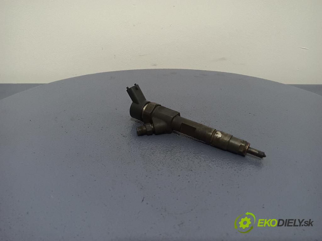 Renault Megane scenic 2002 vstřikovač 7700111014