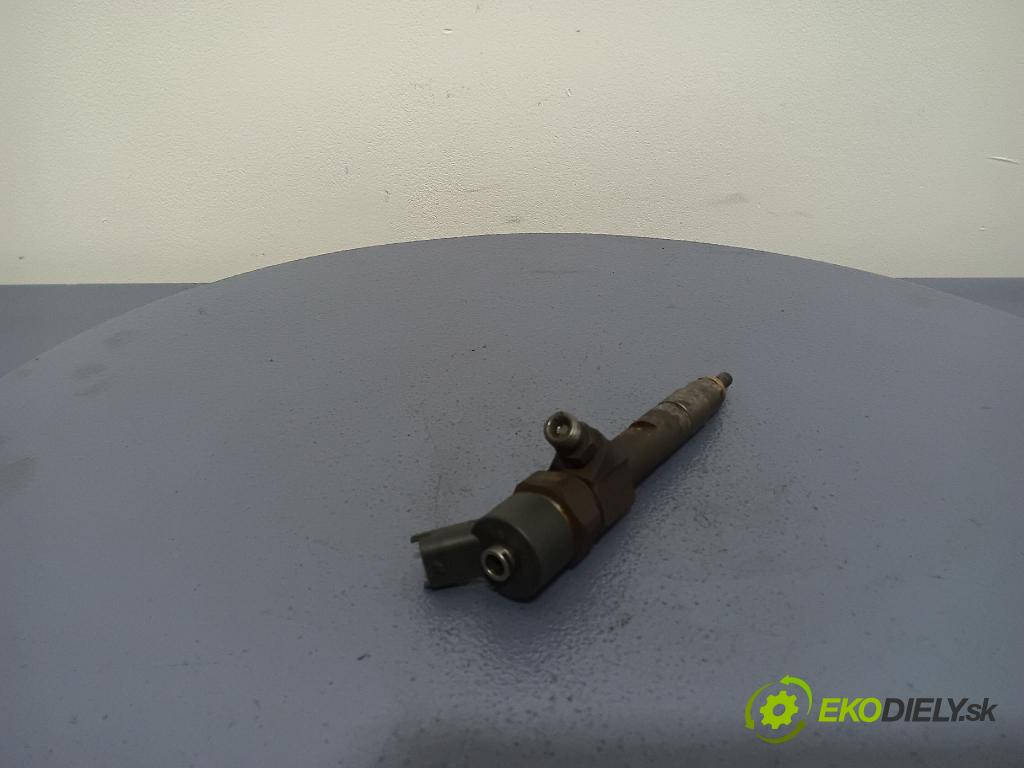 Renault Megane scenic 2002 vstřikovač 7700111014