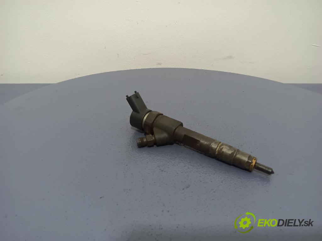 Renault Megane scenic 2002 vstřikovač 7700111014