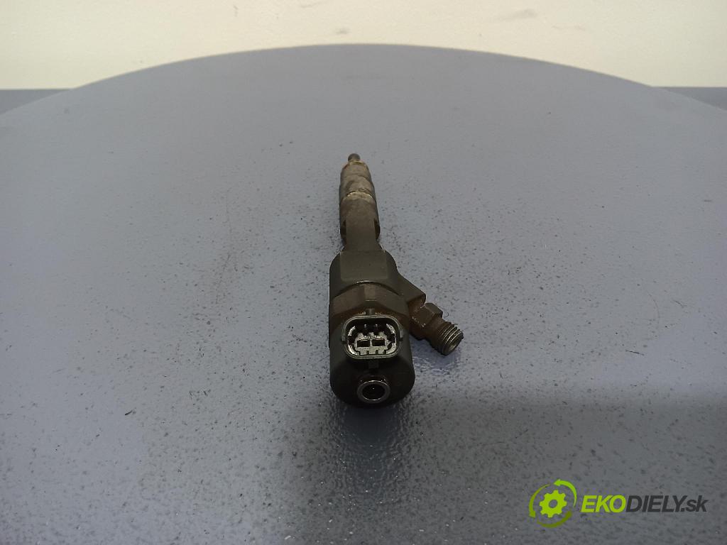 Renault Megane scenic 2002 vstřikovač 7700111014