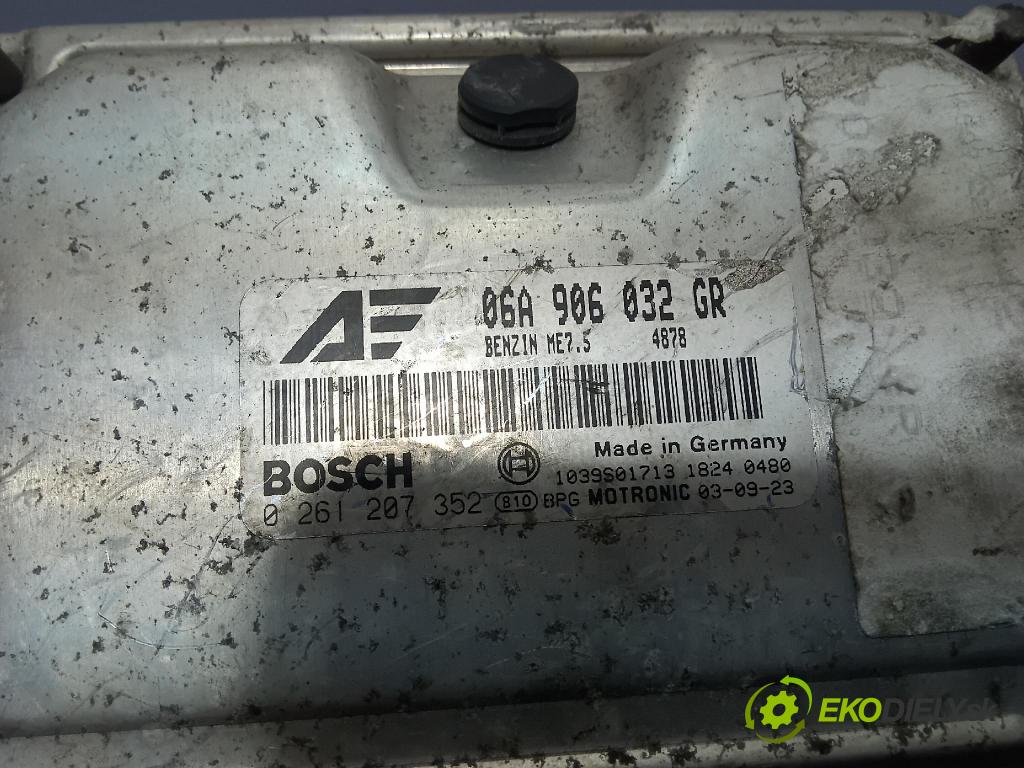 Seat Alhambra 2004 řídící jednotka Motor: 06A906032GR