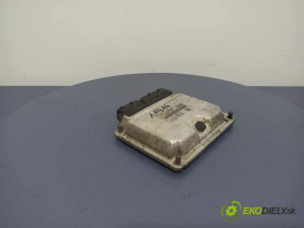 Skoda Praktik 2008 řídící jednotka Motor: 045906019CJ