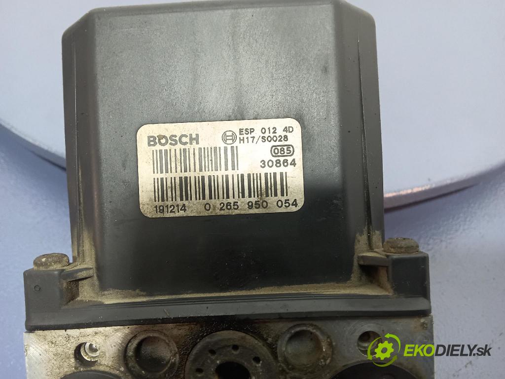 Volkswagen Passat 2001 čerpadlo ABS x 4B0614517H