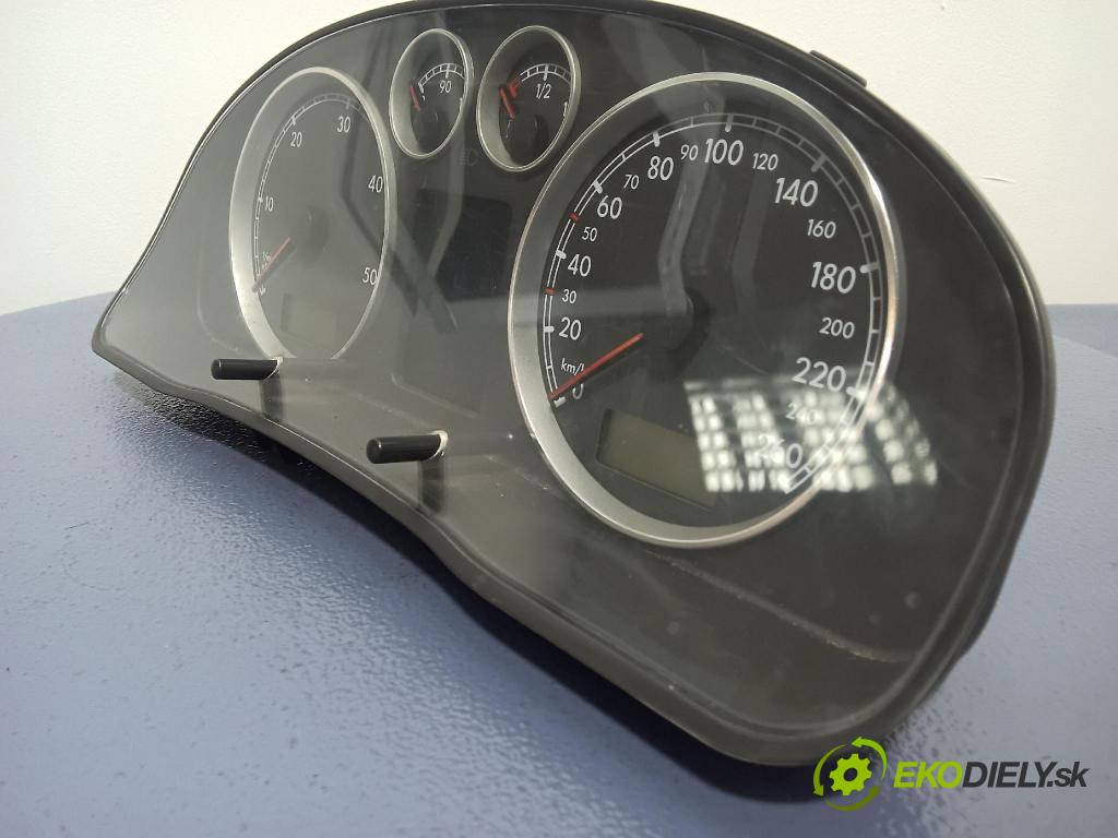 Volkswagen Passat 2001 Přístrojová deska 3B0920847E