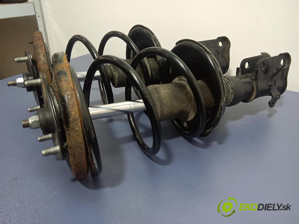 Honda Civic 5dr 2004 tlumič před Lewy. MGA-5809