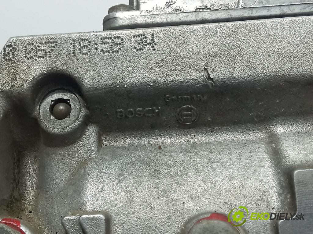 Volkswagen Passat 2001 čerpadlo Injekce: 059130106B