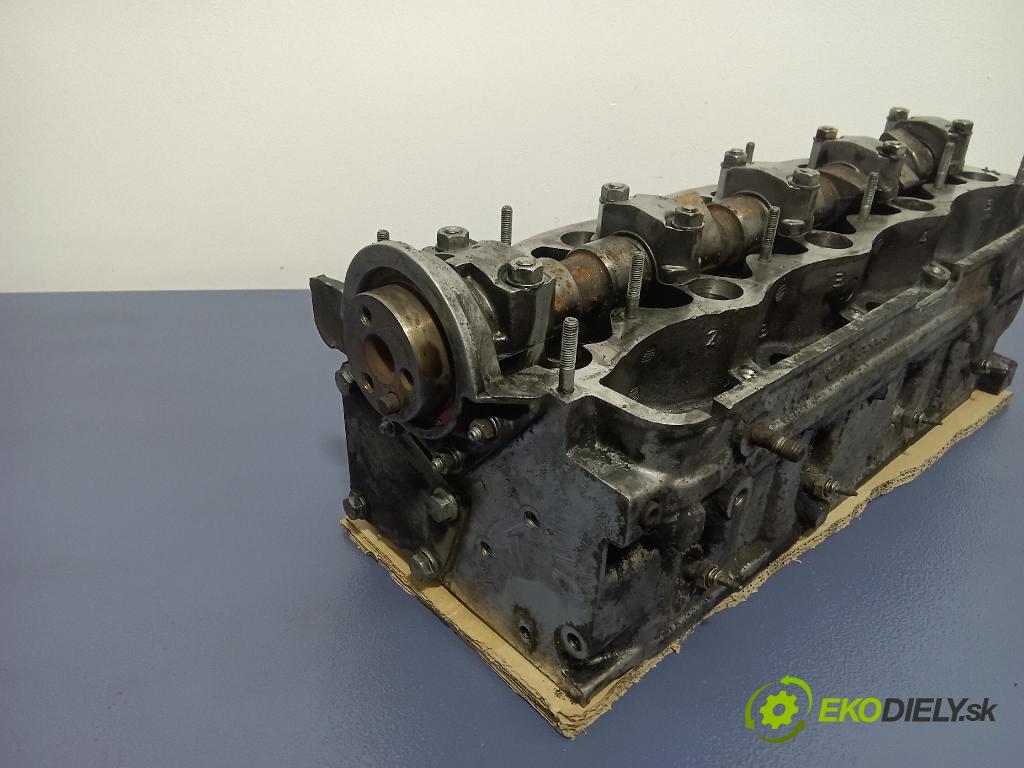 Renault Master 2000 hlava Motor: 7450464
