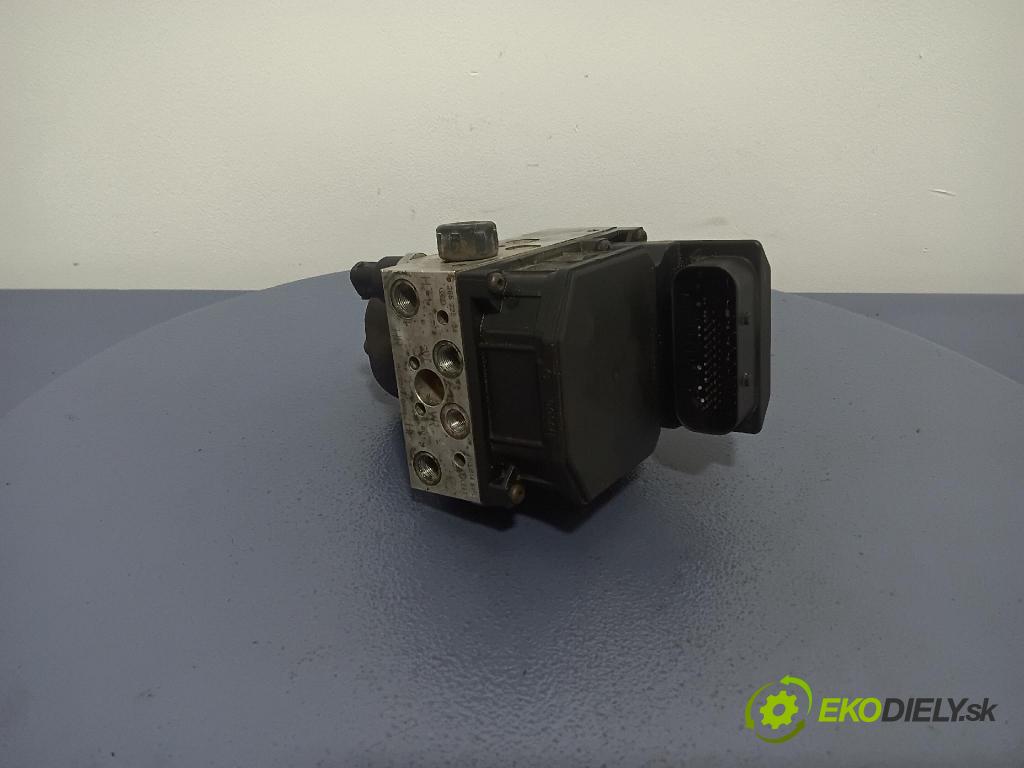 Audi A6 2002 čerpadlo ABS x 4B0614517G
