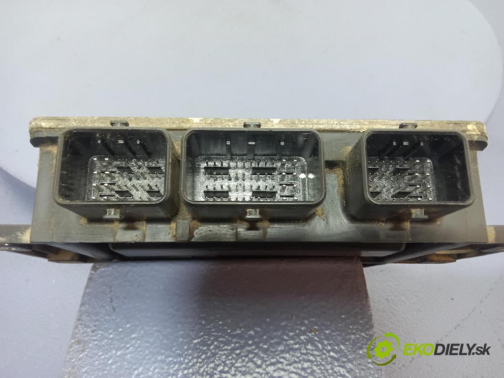 Renault Clio 2002 riadiaca jednotka Motor: 8200212348