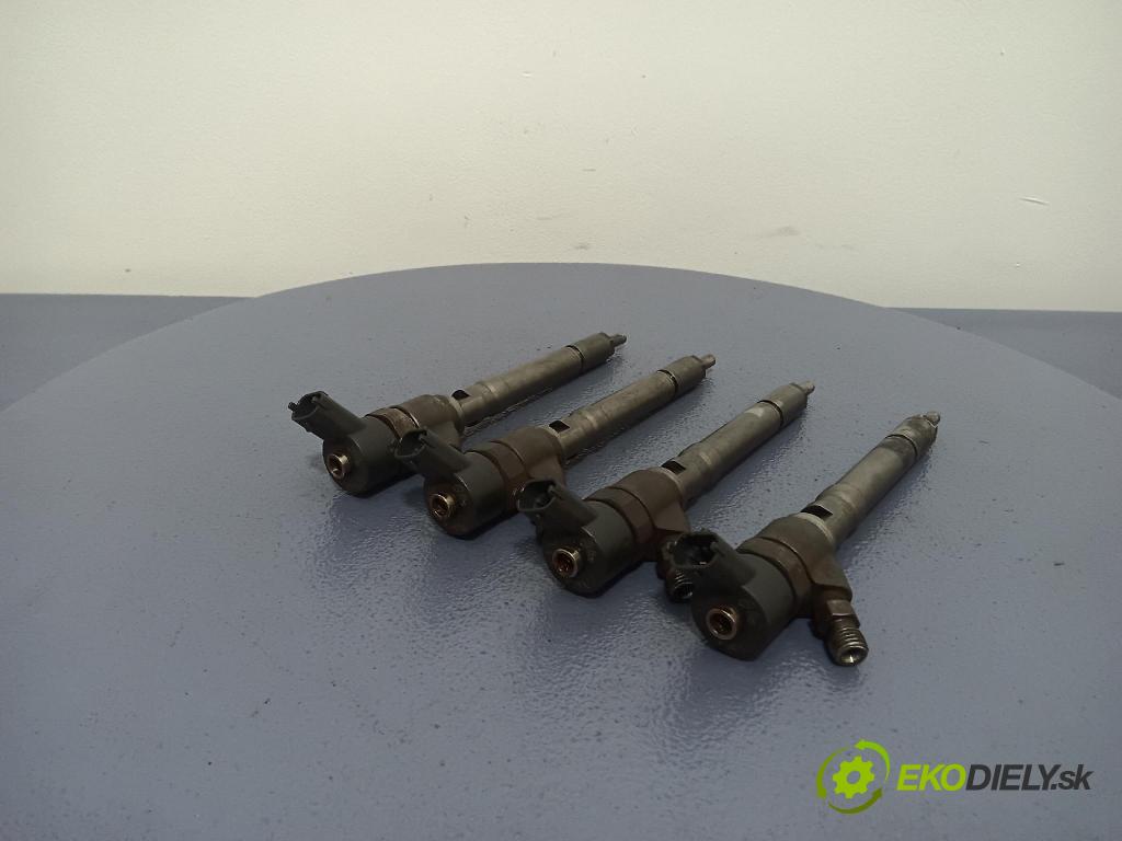 Kia Carens 2004 vstrek 33800-27010