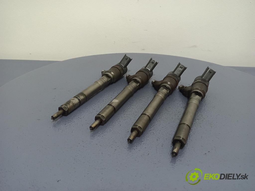 Kia Carens 2004 vstrek 33800-27010