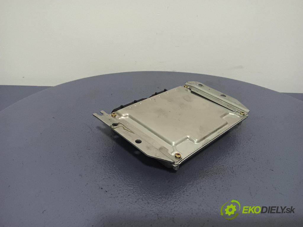 Hyundai Santa fe 2004 riadiaca jednotka Motor: 39101-27212