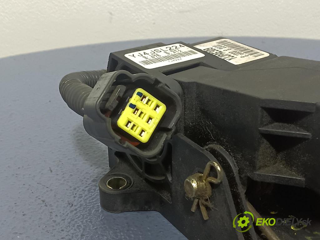 Hyundai Santa fe 2004 pedal Plyn: YJ4JSL224