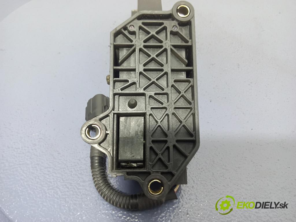 Hyundai Santa fe 2004 pedal Plyn: YJ4JSL224