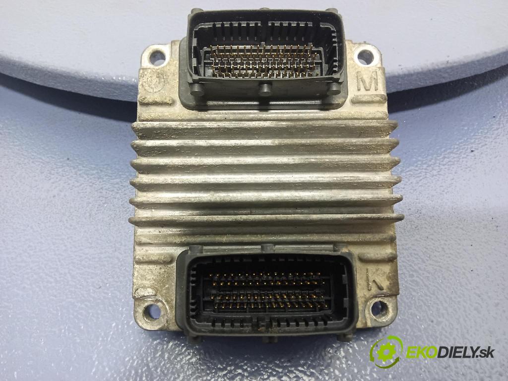 Opel Meriva 2004 riadiaca jednotka Motor: 12214820