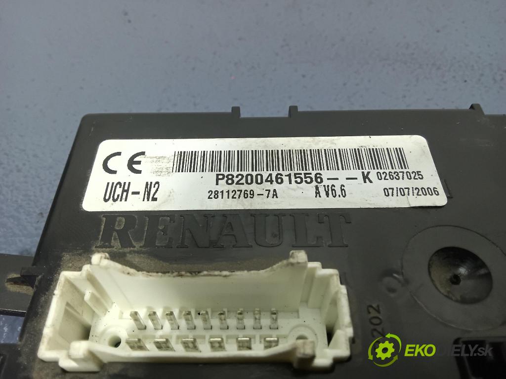 Renault Trafic 2006 řídící jednotka Komfortu 8200461556