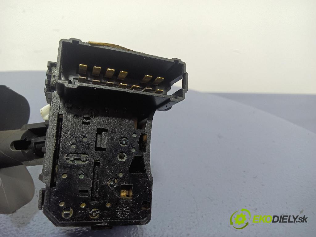 Renault Trafic 2006 Přepínač Řazení 8200070265
