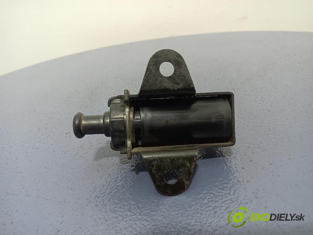 Toyota Corolla 2004 ventil Vákuum: 25819-27050