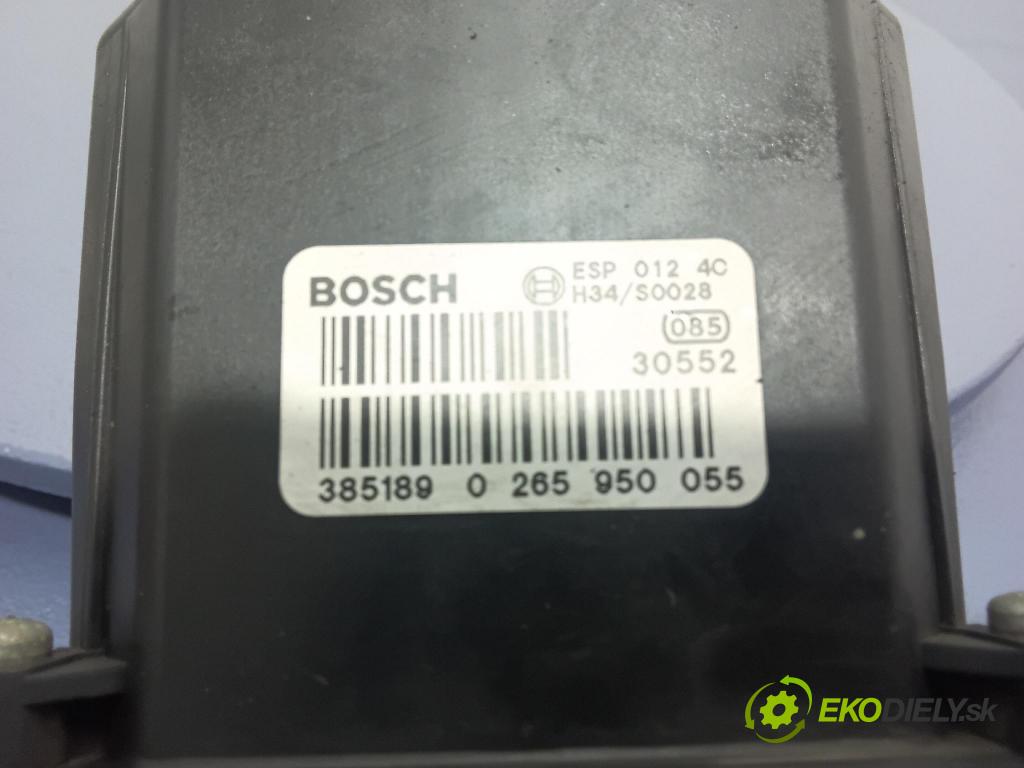 Volkswagen Passat 2003 čerpadlo ABS x 4B0614517G