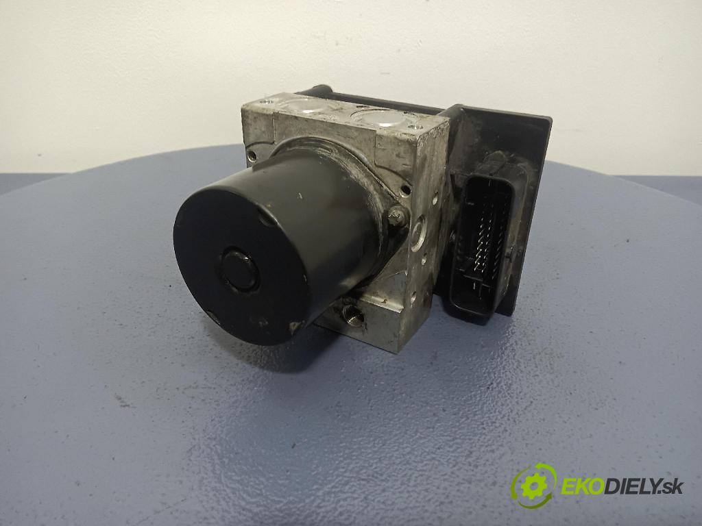 Skoda Fabia combi 2009 čerpadlo ABS x 6R0614517K