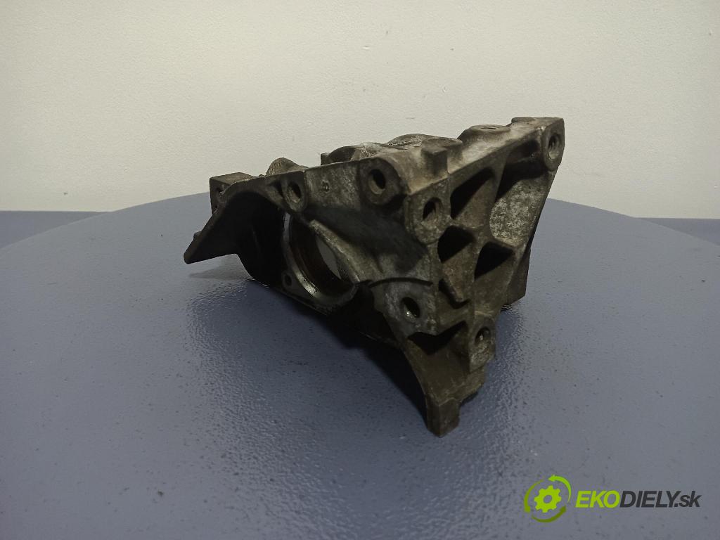 Citroen C3 2002 čerpadlo Voda 9635986680
