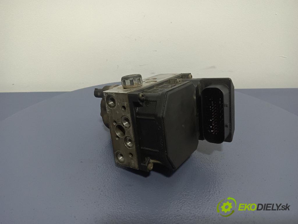 Audi A4 2001 čerpadlo ABS x 8E0614517
