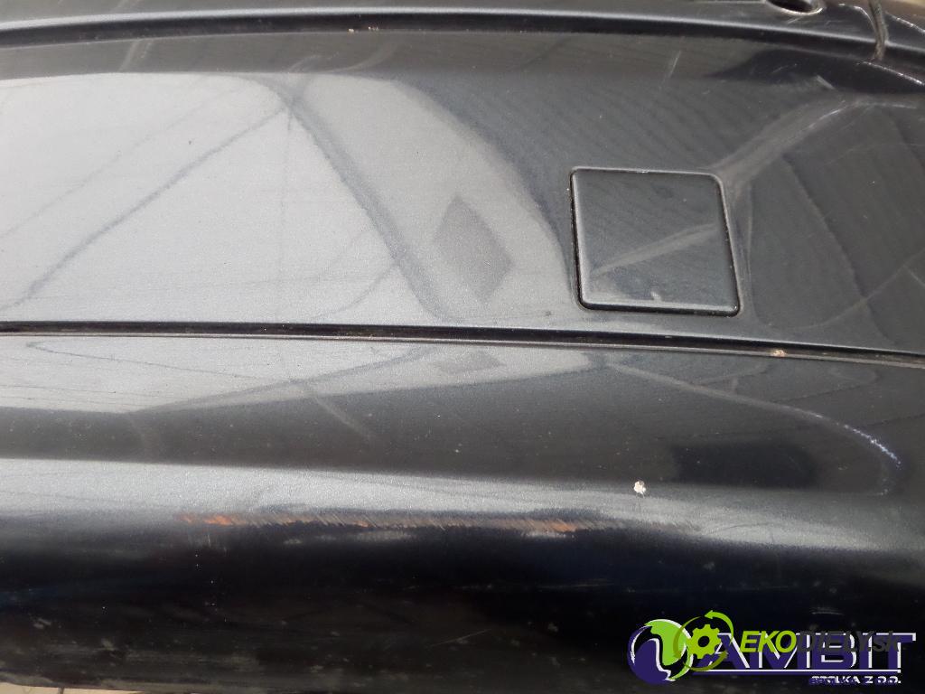 Mercedes C-klasa 2001 nárazník Zad: